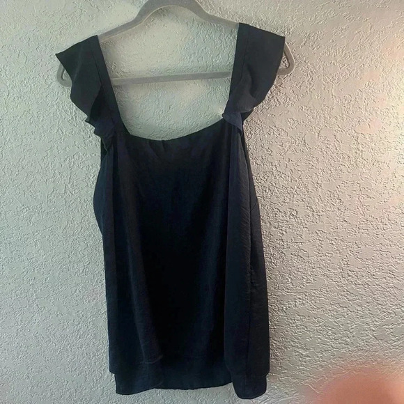 Cabi shell tank navy blue float dressy casual size medium - Picture 1 of 4